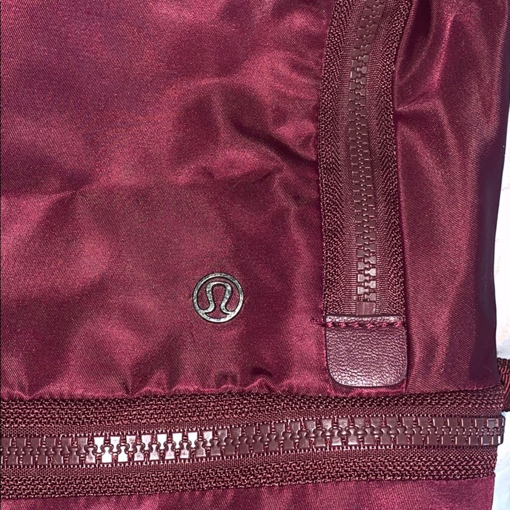 lululemon backpack - Picture 2 of 4